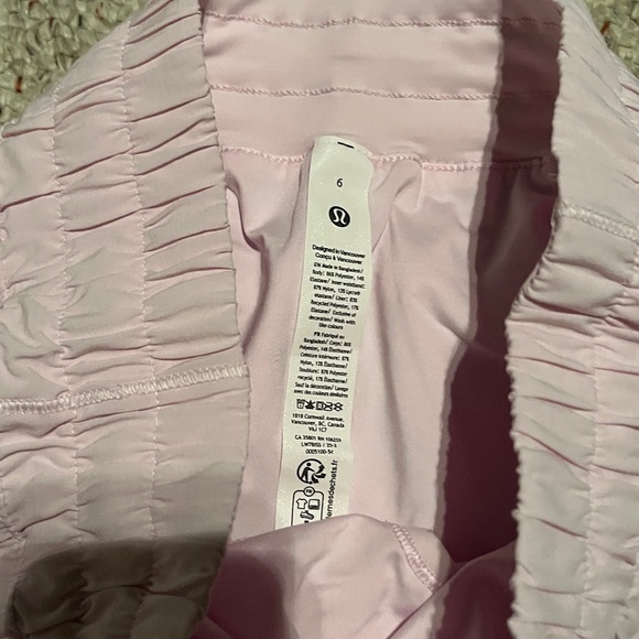 Lululemon Track That High-Rise Lined Short 3” - Picture 2 of 6